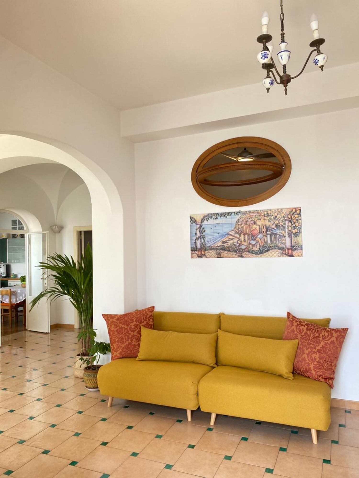 Positano'S Flatsアパートメント エクステリア 写真