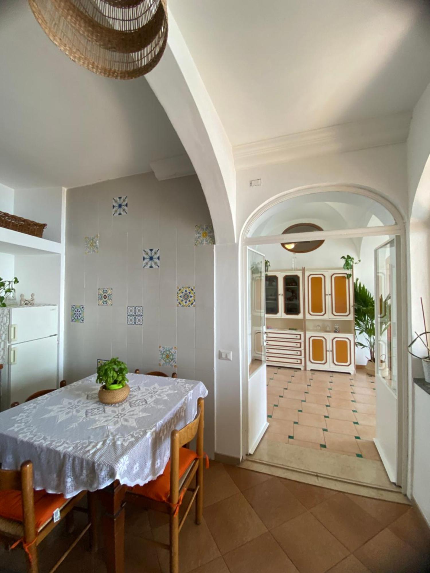 Positano'S Flatsアパートメント エクステリア 写真