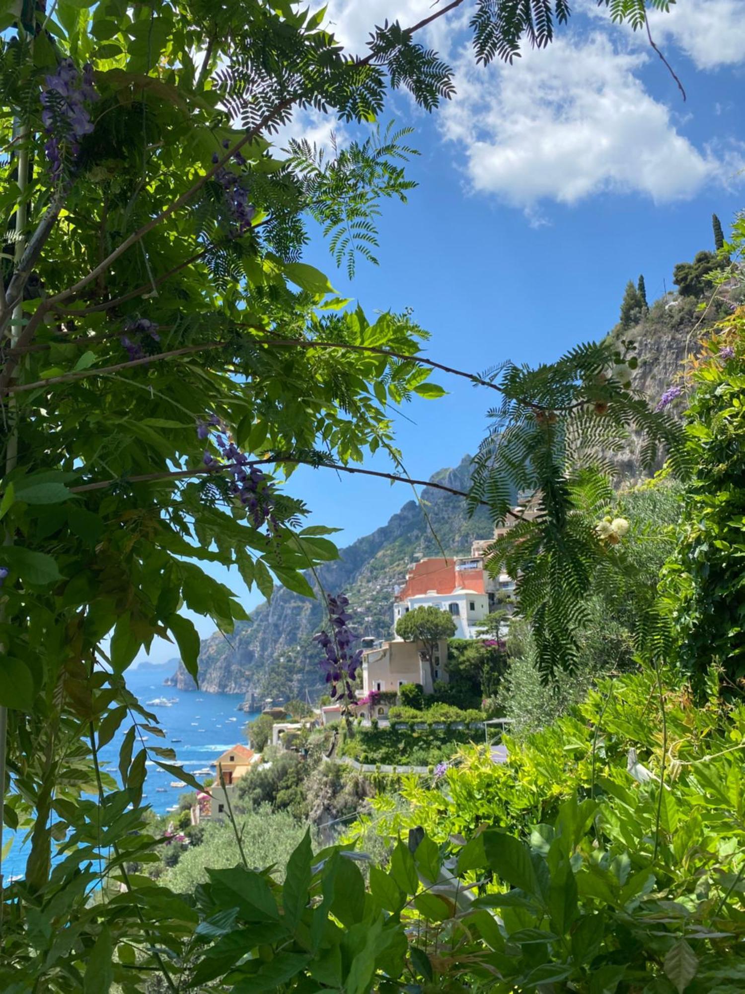 Positano'S Flatsアパートメント エクステリア 写真