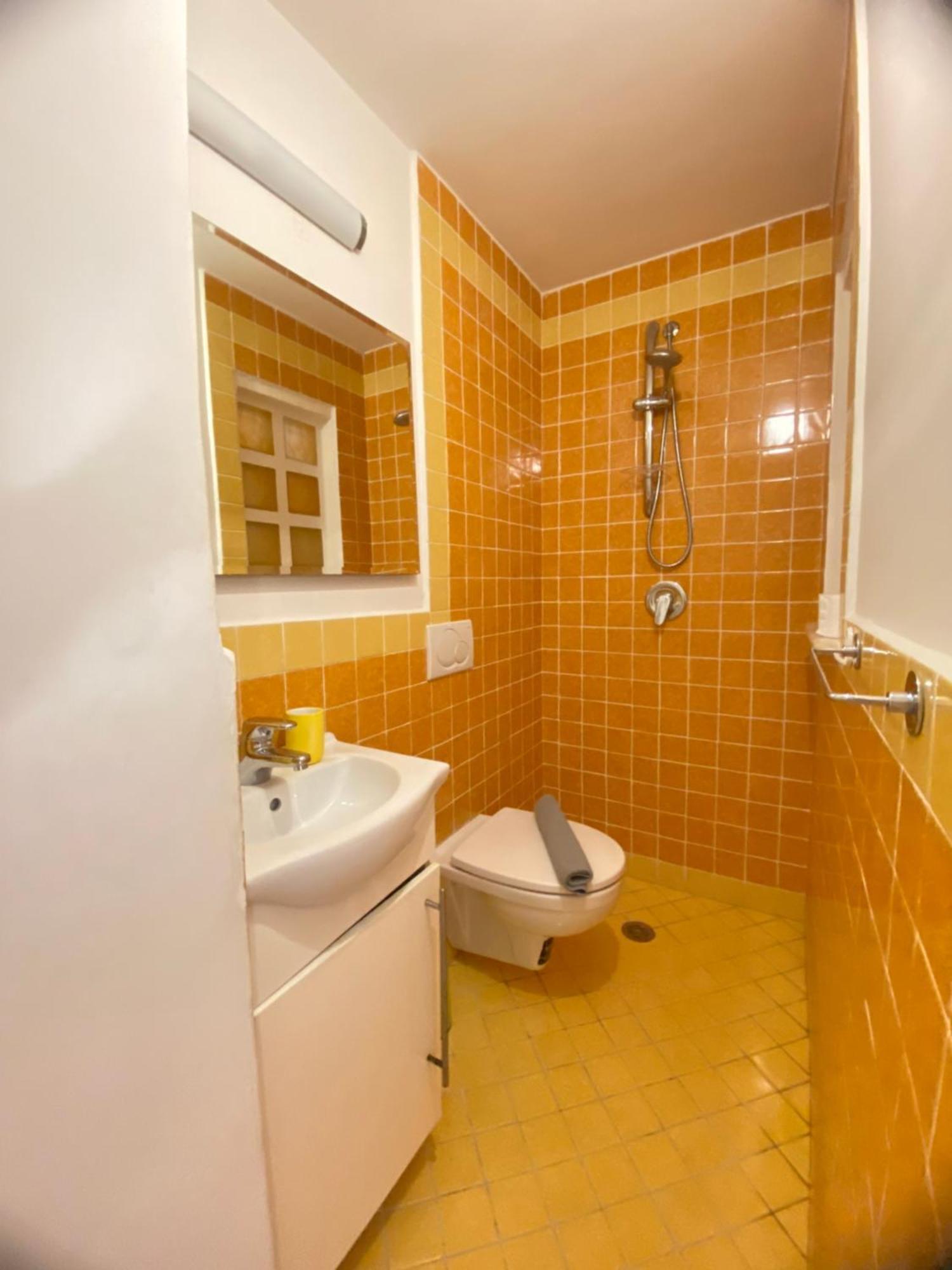 Positano'S Flatsアパートメント エクステリア 写真